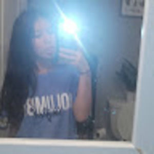 Meet your Posher, Simone'